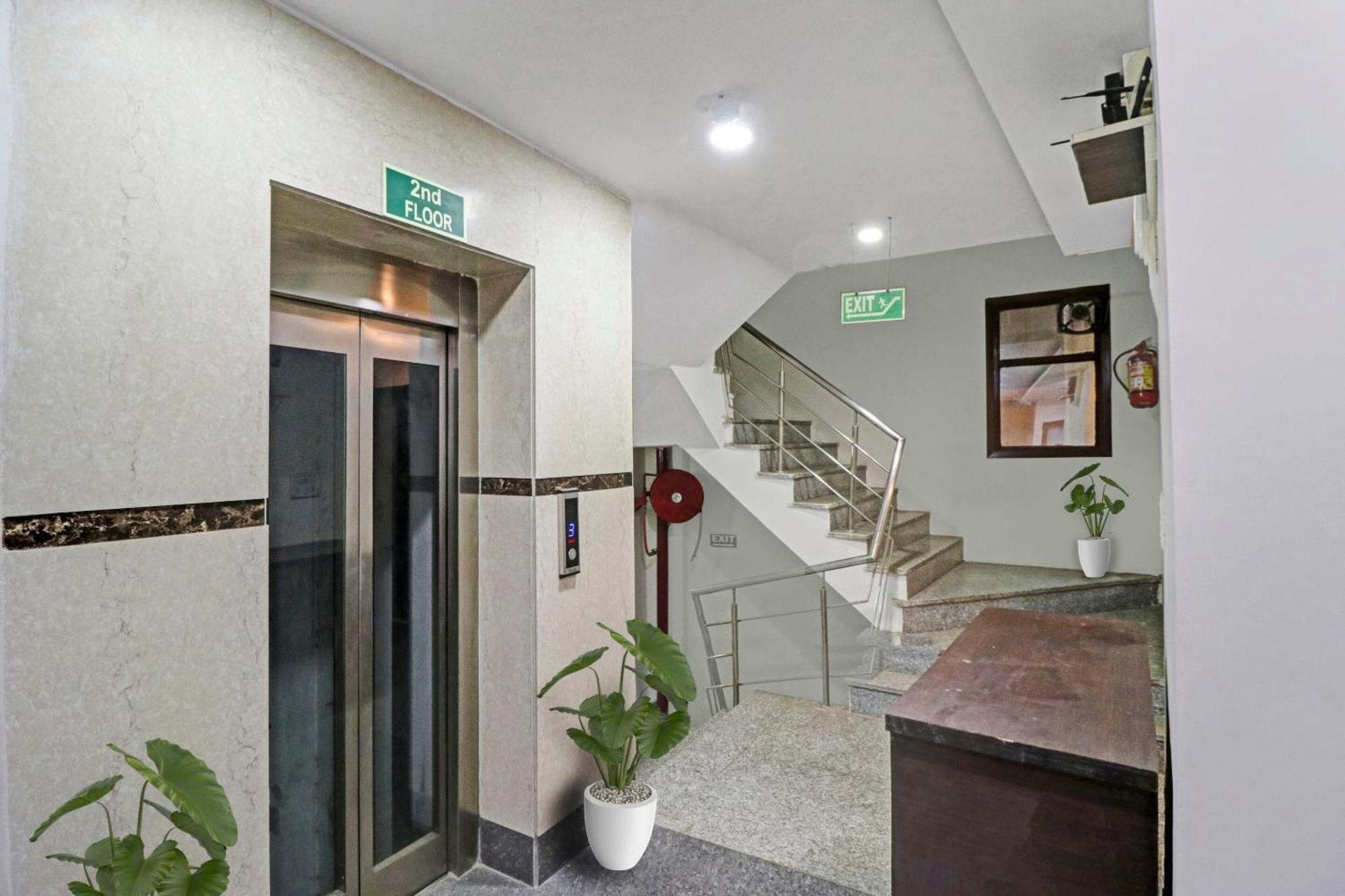 Hotel Stay House New Delhi Exterior foto